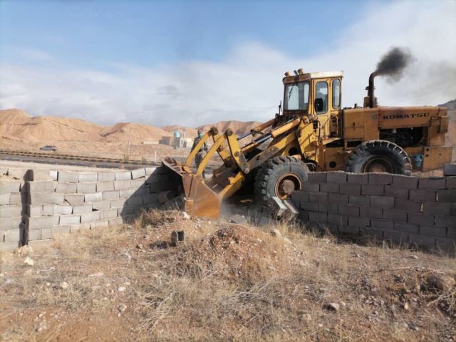 رفع تصرف ۲ قطعه زمین دولتی در شهرستان ملایر