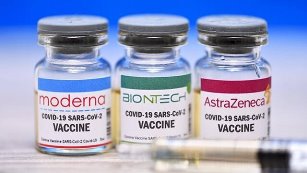 دریافت واکسن کرونا در بیش از ۴۶۰ مرکز واکسیناسیون در گیلان