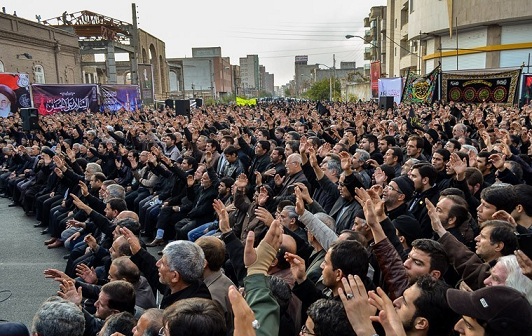 اجتماع عظیم عزاداران امام جواد(ع) در میدان شهداء مشهد