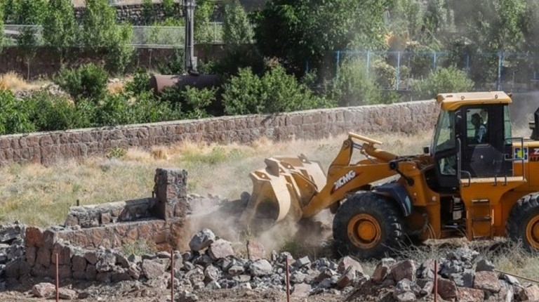 رفع تصرف ۴۱ هکتار از اراضی ملی استان لرستان در سال جاری