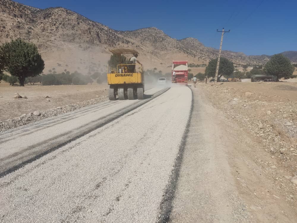 آسفالت محور روستایی کهرلا شهرستان دزپارت