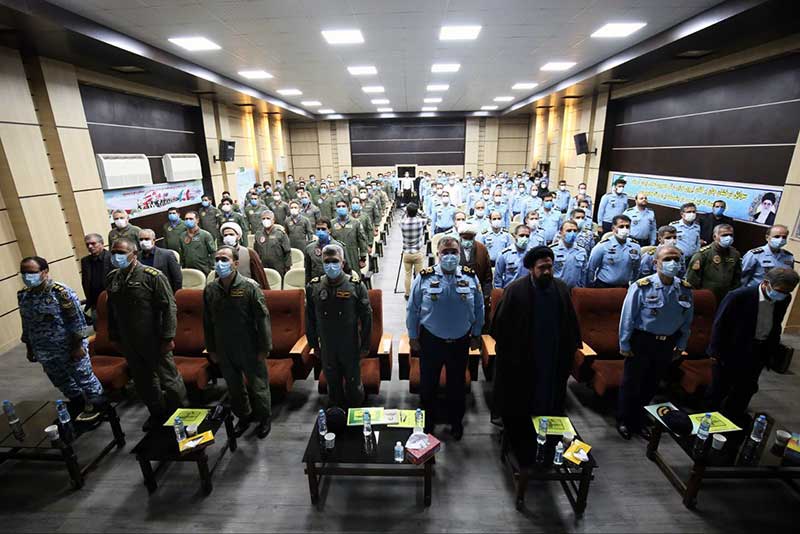 مراسم فارغ‌التحصیلی دانشجویان خلبانی در پایگاه شهید نوژه
