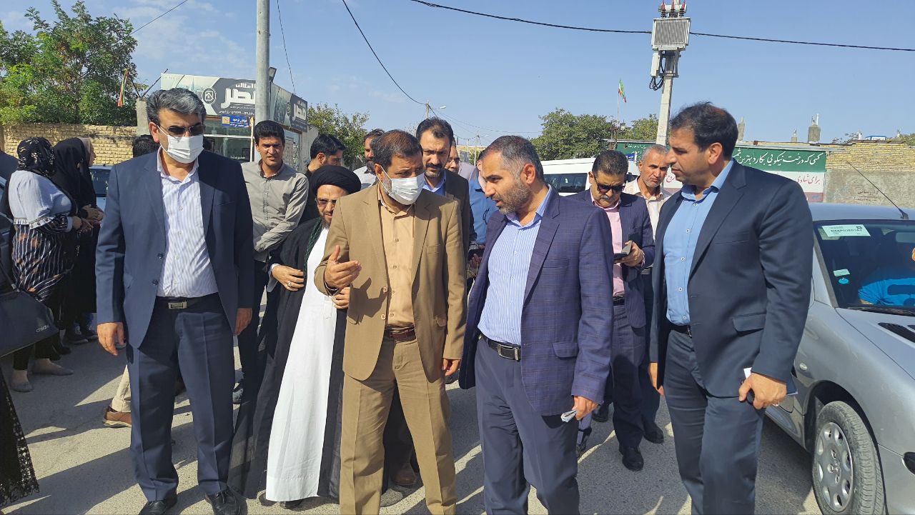 پیگیری مطالبات مردمی در بازدید میدانی فرماندار مشهد