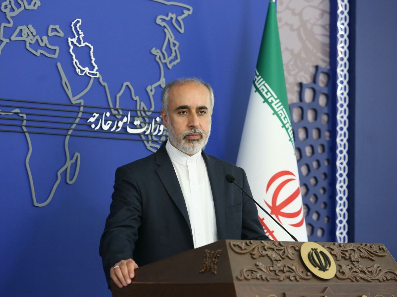 رفع تحریم‌ها از اولویت‌های اساسی ایران است