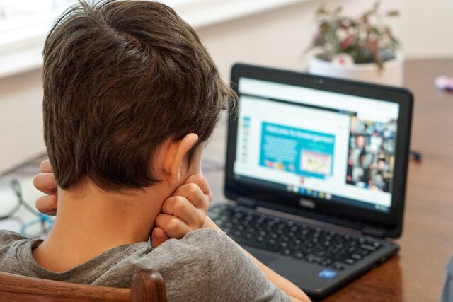 اینترنتی امن برای کودکان و نوجوانان