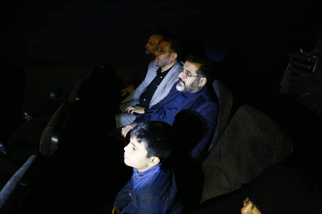 وزیر فرهنگ و ارشاد اسلامی به تماشای انیمیشن پسر دلفینی نشست