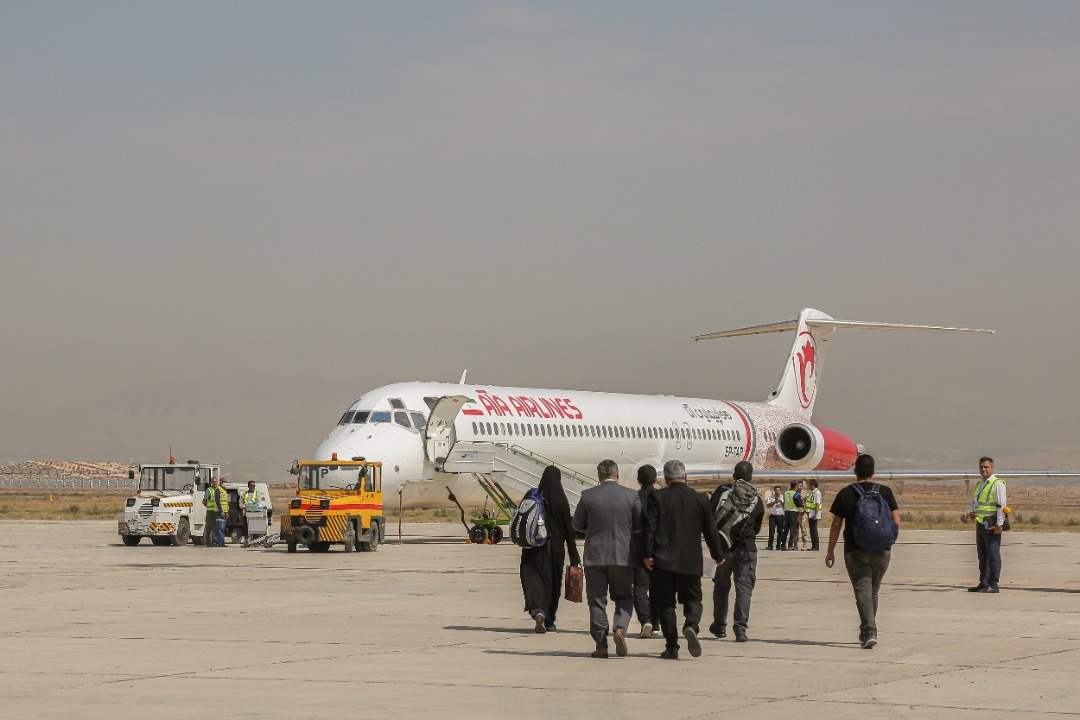 نخستین پرواز بین المللی از فرودگاه پیام به نجف اشرف انجام شد