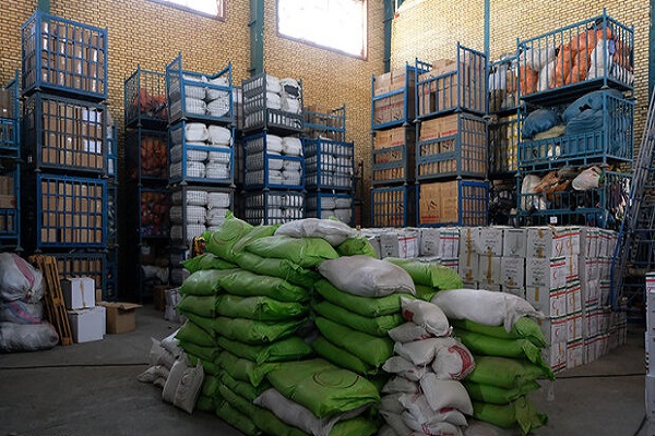 ذخیره کالا‌های اساسی در خوزستان مطلوب است