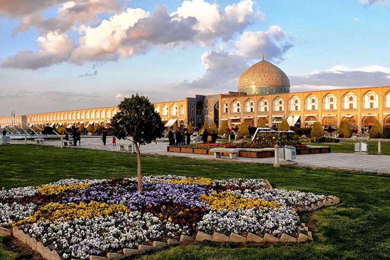 تعطیلی بنا‌های تاریخی اصفهان در روز اربعین
