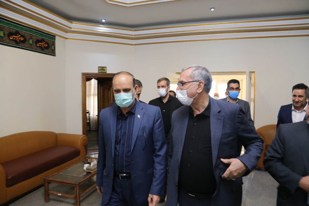 وزیر بهداشت وارد تبریز شد