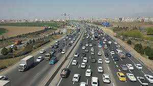 ترافیک سنگین در محور هراز و آزادراه قزوین - کرج