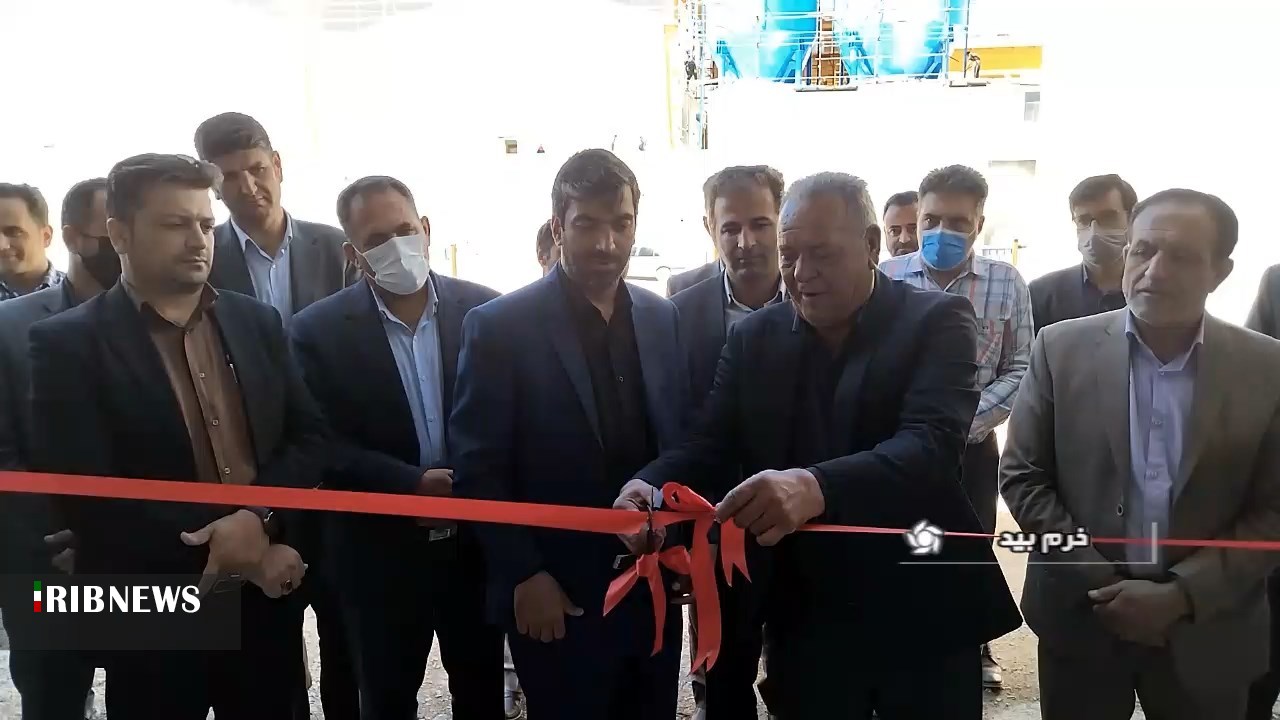 افتتاح و آغاز ساخت ۸ طرح صنعتی، خدماتی، بهداشتی، شهری و روستایی در خرم بید