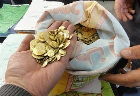 دستگیری کلاهبرداران فروش سکه تقلبی در کرج