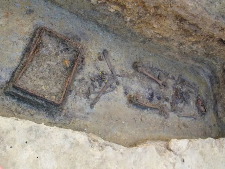 کشف صندلی تاشو ۱۴۰۰ ساله در بایرن آلمان