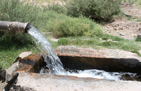 ضرورت استانداردسازی آب در برخی مناطق کم برخوردار اهواز