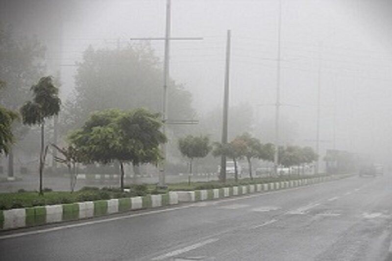 هوای مه آلود در آسمان خوزستان