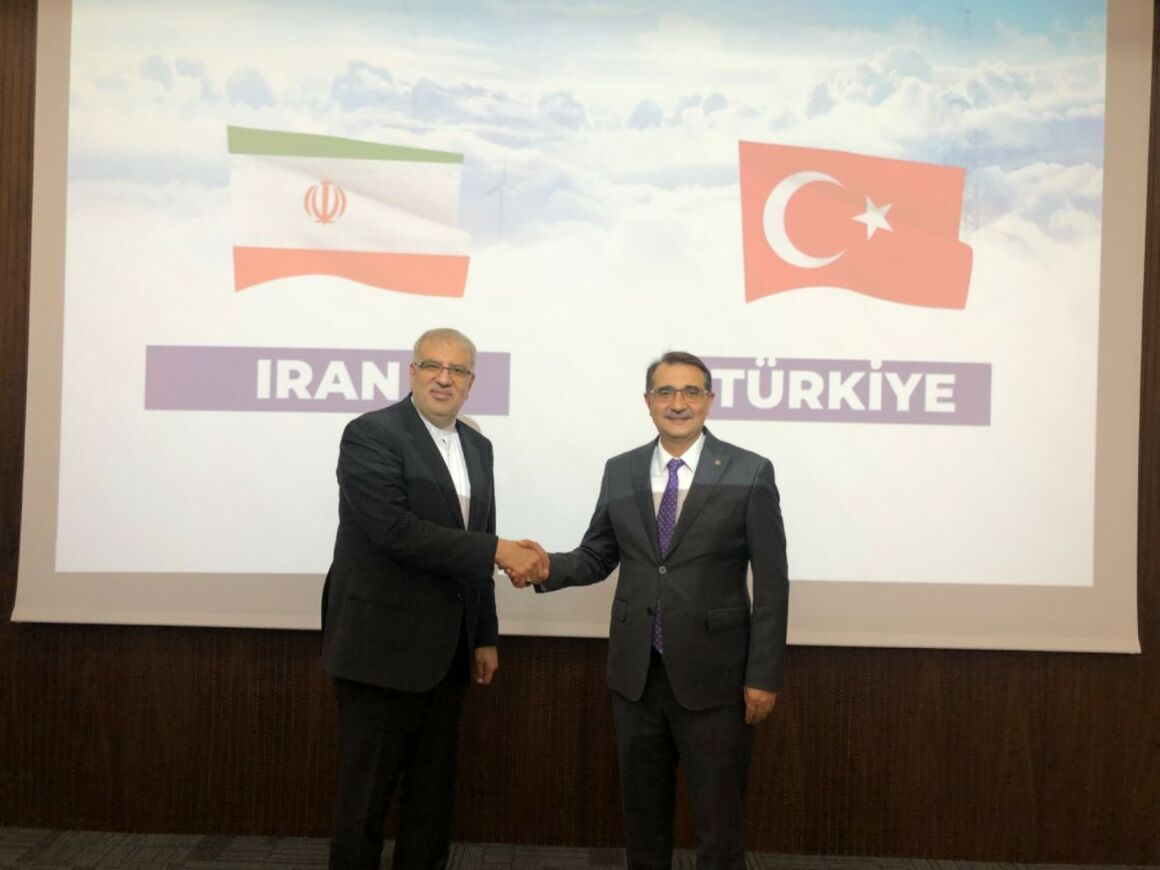 مذاکرات ایران و ترکیه برای تمدید قرارداد گازی و تجارت انرژی