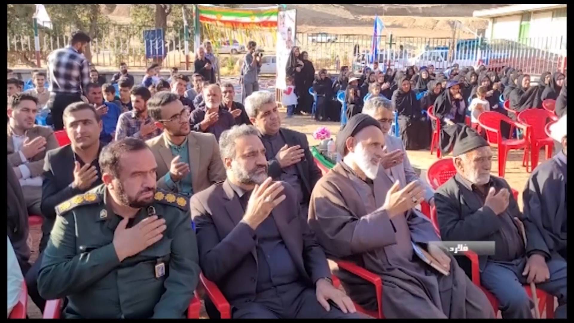 یادواره‌ی شهید آبروی محله در روستای چناران شهرستان فلارد+فیلم