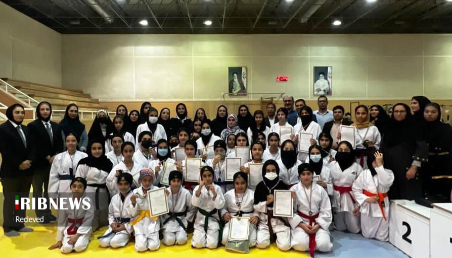 معرفی نفرات برتر مسابقات کاراته گرامیداشت روز دانش آموز