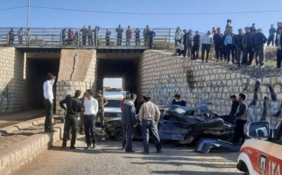 یک کشته در سقوط خودرو سواری از پل دانشگاه صنعتی سیرجان