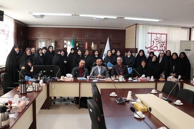 تجلیل سازمان امور دانشجویان از برندگان مسابقه عفاف و حجاب و دارندگان حجاب برتر