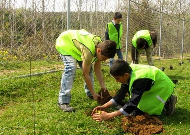 همیاران طبیعت عاملان ترویج فرهنگ منابع طبیعی