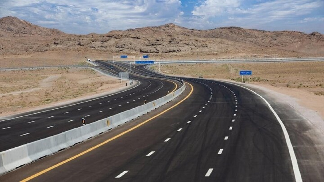 اقدامات و کار‌های بزرگی در توسعه بزرگراهی استان اردبیل در حال اجرا است