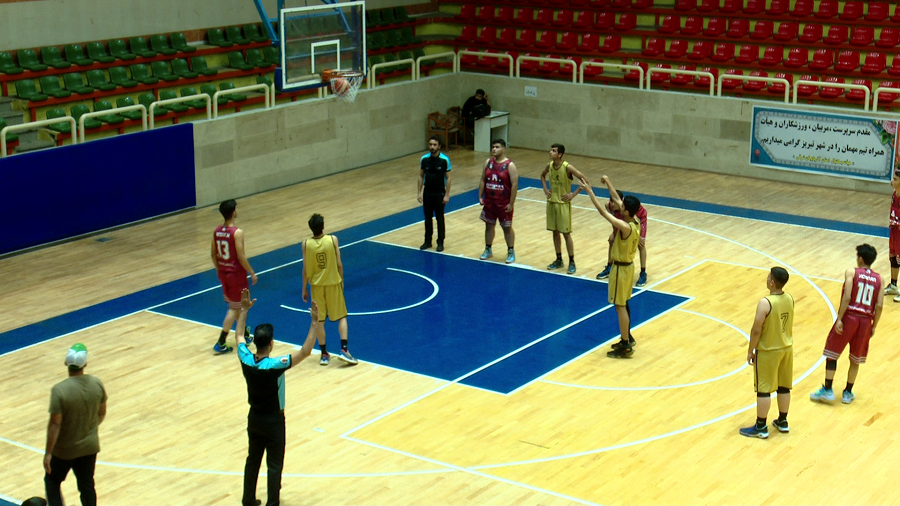 پیگیری رقابتهای بسکتبال جوانان ایران در تبریز