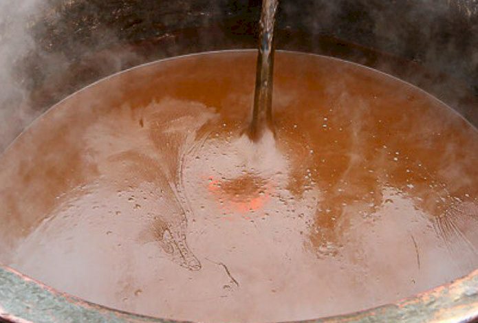 برگزاری آیین پخت سمنو در دماوند