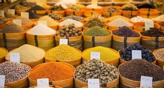 عطاری کسب و کاری برای فروش گیاهان محلی