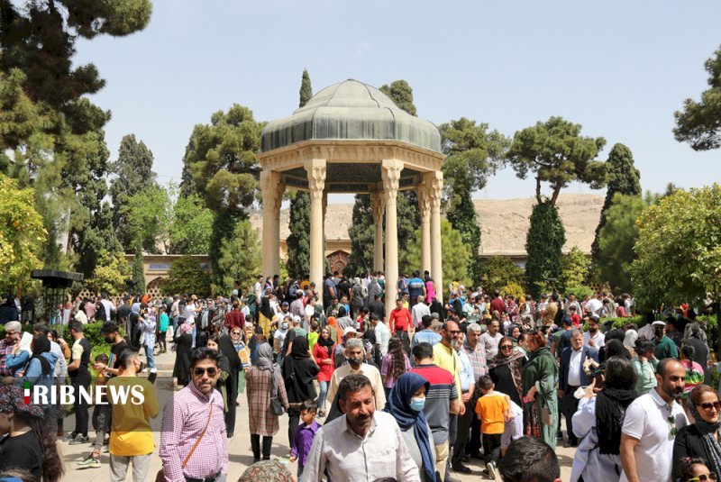 بازدید بیش از ۳ میلیون گردشگر داخلی و خارجی از اماکن تاریخی استان فارس