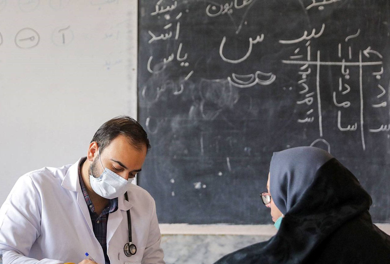 «نذر شفا»؛  ارائه خدمات رایگان سلامت در حاشیه شهر مشهد