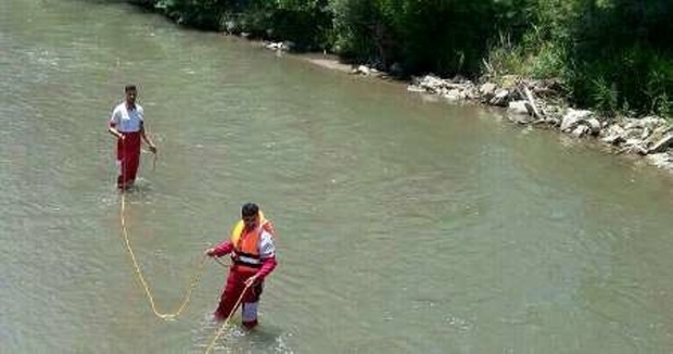 کشف جسد مردی در رودخانه کرج