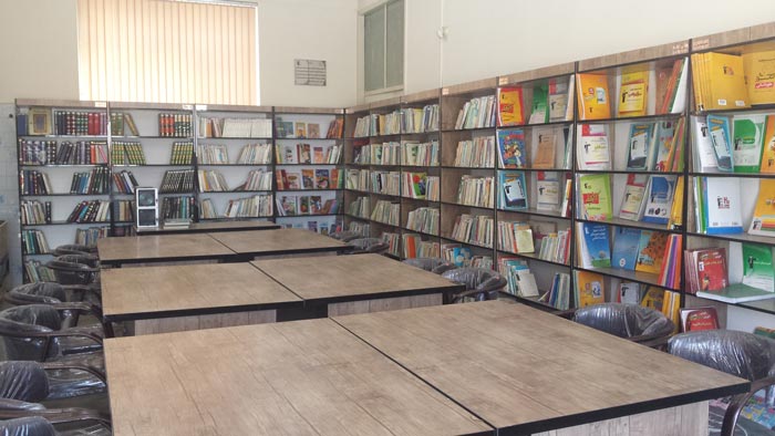 تجهیز کتابخانه‌های ۶۵ مدرسه ملایر