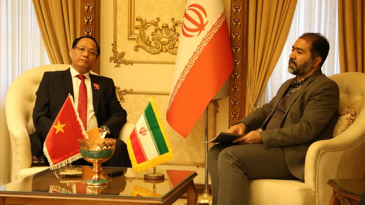 دیدار استاندار اصفهان با نایب رئیس مجلس ملی ویتنام