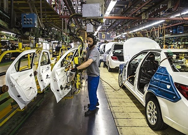 رشد ۳۸۰ درصدی تولید خودروی کامل در کشور