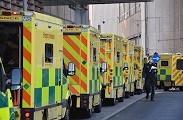 کارکنان خدمات آمبولانس در انگلیس هم اعلام اعتصاب کردند