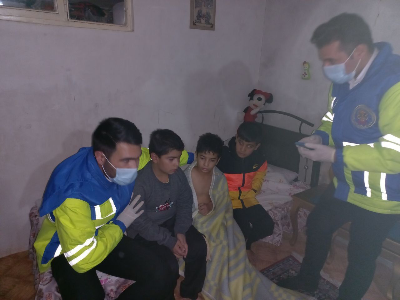 نجات سه کودک از درون چاهی در نیشابور