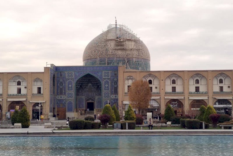 پایان مرمت ۳ بخش از گنبد مسجد تاریخی شیخ لطف‌الله اصفهان