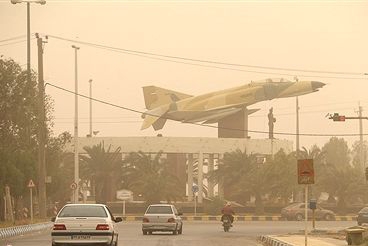 پیش بینی وزش باد و گرد و غبار محلی در آبادان