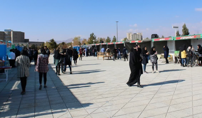 ششمین بازارچه کارآفرینی در دانشگاه سمنان گشایش یافت