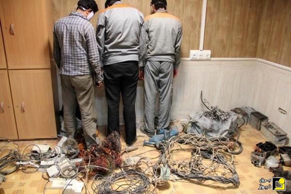 دستگیری عاملان سرقت کابل‌های برق و خاموشی معابر در مهاباد