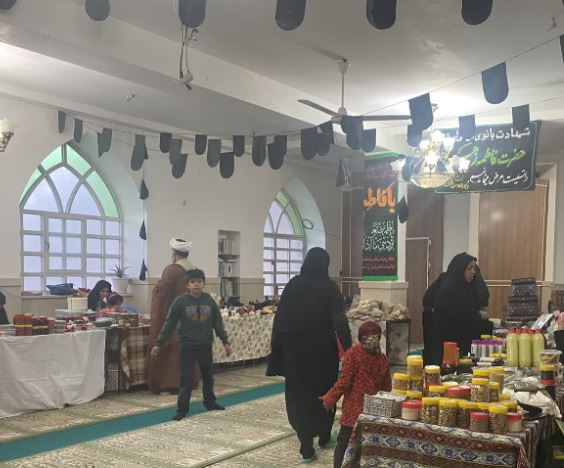 برپایی نمایشگاه محصولات سنتی خانگی در مهریز