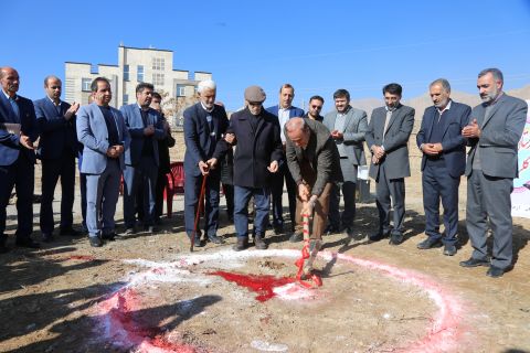 آغاز ساخت مدرسه خیری در فرخشهر