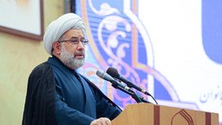 انقلاب اسلامی، نگاه و گفتمان جدیدی برای بشریت دارد