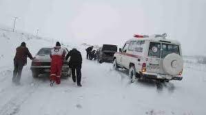 امدادرسانی هلال احمر به ۲۶۰ مسافر گرفتار در برف