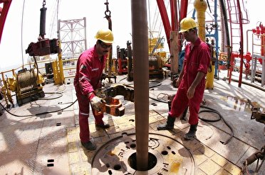 حفاری چهار حلقه چاه نفت در ایام نوروز