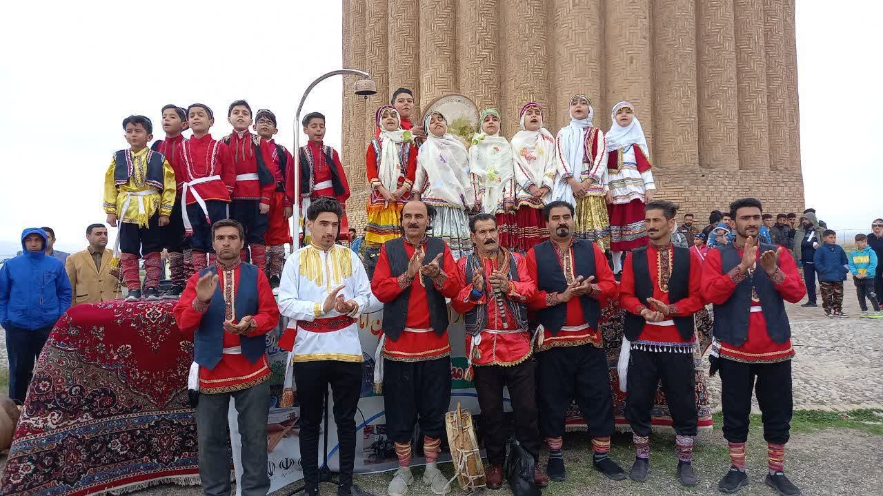 برگزاری جشن نوروزگاه در برج رادکان چناران و در بخش بالا ولایت باخرز