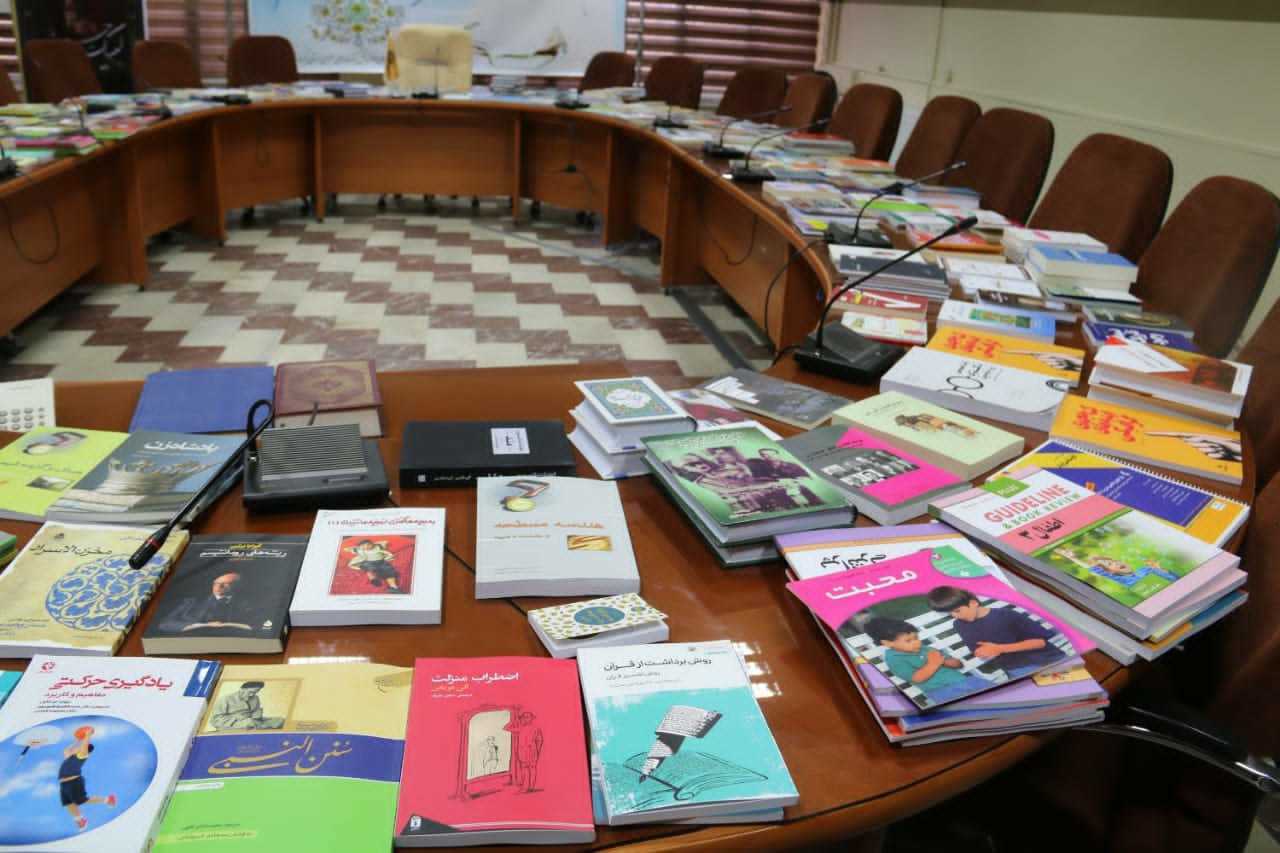 اهدای بیش از ۵۲ هزار جلد کتاب به کتابخانه‌های عمومی خراسان جنوبی