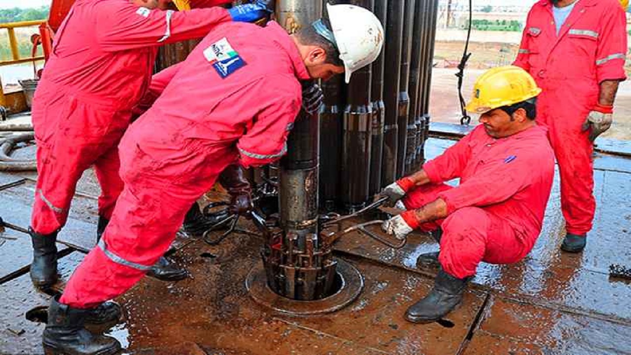 تکمیل عملیات حفاری یک حلقه چاه نفت در گستره مناطق نفت خیز جنوب